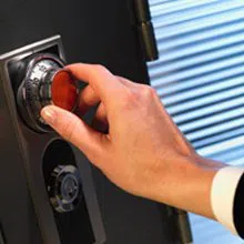 Advanced Locksmith Service Carmel, IN 317-456-5468 - sb-com-01